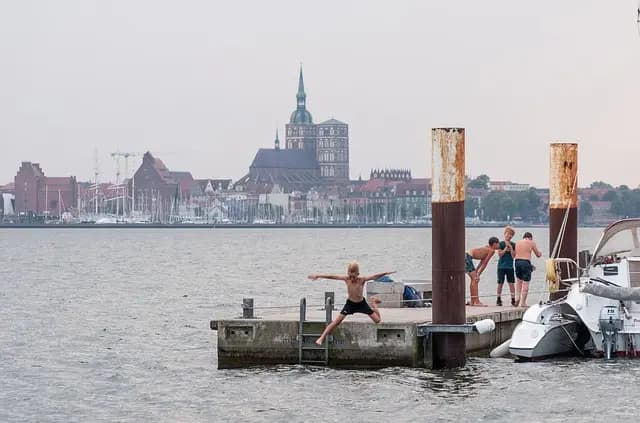 Top Urban Activities for Thrill-Seekers